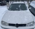 Белый Фольксваген Гольф, объемом двигателя 1.9 л и пробегом 250 тыс. км за 2200 $, фото 2 на Automoto.ua