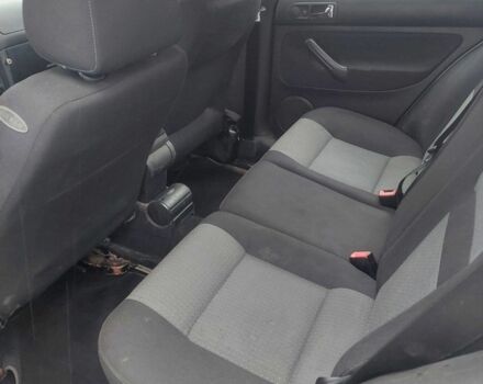 Белый Фольксваген Гольф, объемом двигателя 1.9 л и пробегом 364 тыс. км за 1685 $, фото 3 на Automoto.ua