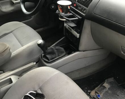 Білий Фольксваген Гольф, об'ємом двигуна 1.9 л та пробігом 2 тис. км за 1067 $, фото 3 на Automoto.ua