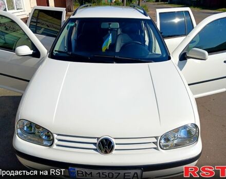 Белый Фольксваген Гольф, объемом двигателя 1.6 л и пробегом 262 тыс. км за 4600 $, фото 2 на Automoto.ua
