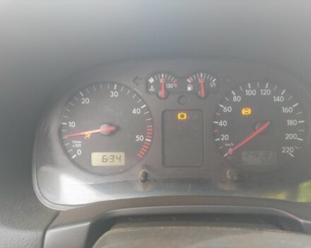 Белый Фольксваген Гольф, объемом двигателя 1.9 л и пробегом 364 тыс. км за 1685 $, фото 2 на Automoto.ua