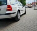 Білий Фольксваген Гольф, об'ємом двигуна 1.39 л та пробігом 194 тис. км за 4222 $, фото 1 на Automoto.ua