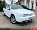 Белый Фольксваген Гольф, объемом двигателя 1.6 л и пробегом 276 тыс. км за 4700 $, фото 1 на Automoto.ua