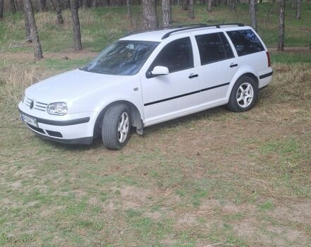 Білий Фольксваген Гольф, об'ємом двигуна 1.4 л та пробігом 138 тис. км за 5000 $, фото 4 на Automoto.ua