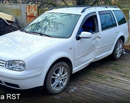 Белый Фольксваген Гольф, объемом двигателя 1.6 л и пробегом 270 тыс. км за 800 $, фото 4 на Automoto.ua