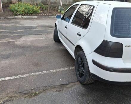 Белый Фольксваген Гольф, объемом двигателя 2 л и пробегом 100 тыс. км за 2500 $, фото 2 на Automoto.ua