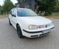 Белый Фольксваген Гольф, объемом двигателя 1.4 л и пробегом 210 тыс. км за 3298 $, фото 1 на Automoto.ua
