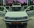 Белый Фольксваген Гольф, объемом двигателя 1.6 л и пробегом 204 тыс. км за 5555 $, фото 49 на Automoto.ua