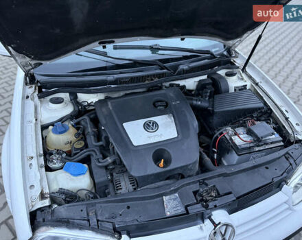 Білий Фольксваген Гольф, об'ємом двигуна 1.9 л та пробігом 220 тис. км за 4250 $, фото 37 на Automoto.ua