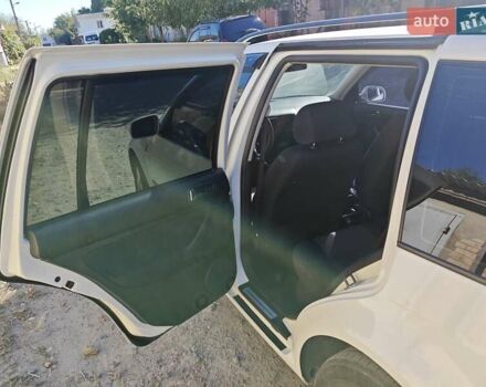 Белый Фольксваген Гольф, объемом двигателя 1.98 л и пробегом 223 тыс. км за 4900 $, фото 17 на Automoto.ua