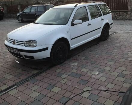 Белый Фольксваген Гольф, объемом двигателя 9 л и пробегом 335 тыс. км за 2100 $, фото 3 на Automoto.ua