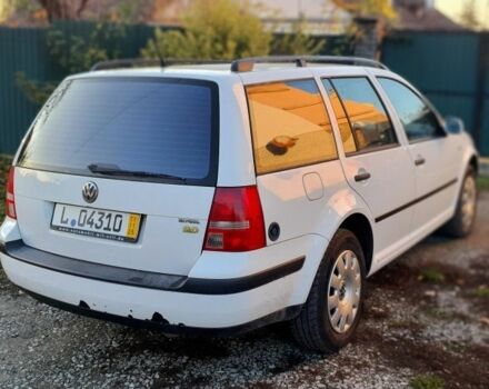 Білий Фольксваген Гольф, об'ємом двигуна 2 л та пробігом 150 тис. км за 5500 $, фото 2 на Automoto.ua