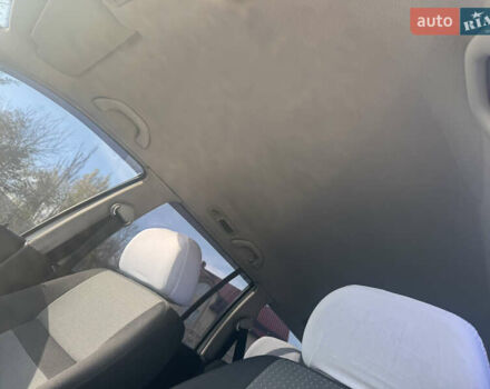 Білий Фольксваген Гольф, об'ємом двигуна 1.6 л та пробігом 243 тис. км за 4400 $, фото 27 на Automoto.ua