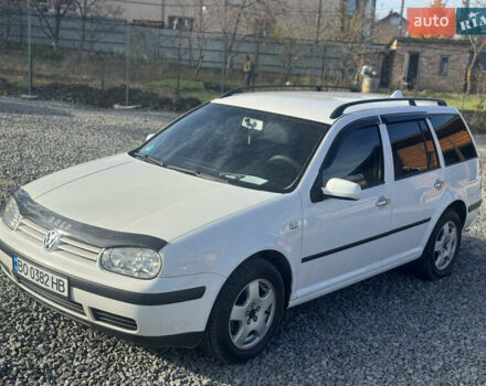 Білий Фольксваген Гольф, об'ємом двигуна 1.6 л та пробігом 243 тис. км за 4400 $, фото 5 на Automoto.ua