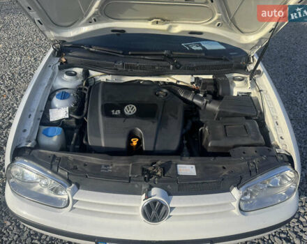 Білий Фольксваген Гольф, об'ємом двигуна 1.6 л та пробігом 243 тис. км за 4400 $, фото 36 на Automoto.ua