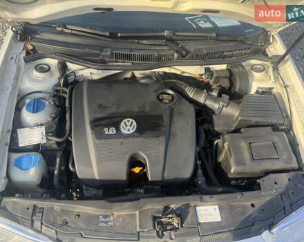 Білий Фольксваген Гольф, об'ємом двигуна 1.6 л та пробігом 243 тис. км за 4400 $, фото 39 на Automoto.ua
