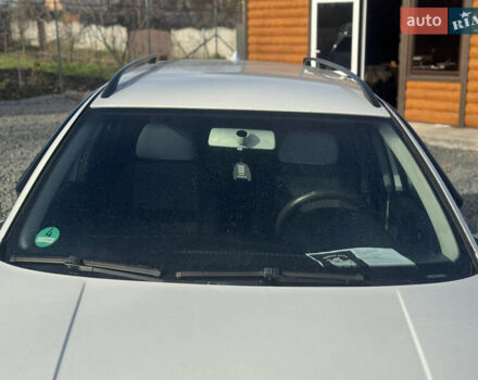 Білий Фольксваген Гольф, об'ємом двигуна 1.6 л та пробігом 243 тис. км за 4400 $, фото 12 на Automoto.ua