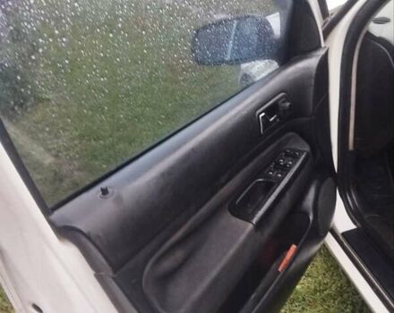 Белый Фольксваген Гольф, объемом двигателя 1.6 л и пробегом 329 тыс. км за 4000 $, фото 6 на Automoto.ua