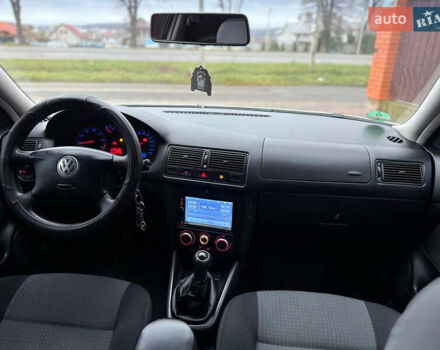 Білий Фольксваген Гольф, об'ємом двигуна 1.6 л та пробігом 244 тис. км за 4600 $, фото 14 на Automoto.ua