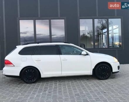 Білий Фольксваген Гольф, об'ємом двигуна 1.39 л та пробігом 260 тис. км за 5400 $, фото 2 на Automoto.ua