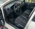 Белый Фольксваген Гольф, объемом двигателя 1.39 л и пробегом 300 тыс. км за 3900 $, фото 9 на Automoto.ua
