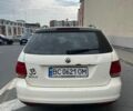 Белый Фольксваген Гольф, объемом двигателя 1.39 л и пробегом 300 тыс. км за 3900 $, фото 6 на Automoto.ua