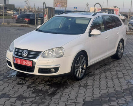 Белый Фольксваген Гольф, объемом двигателя 1.4 л и пробегом 202 тыс. км за 5900 $, фото 1 на Automoto.ua