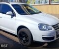 Белый Фольксваген Гольф, объемом двигателя 1.9 л и пробегом 262 тыс. км за 5600 $, фото 1 на Automoto.ua