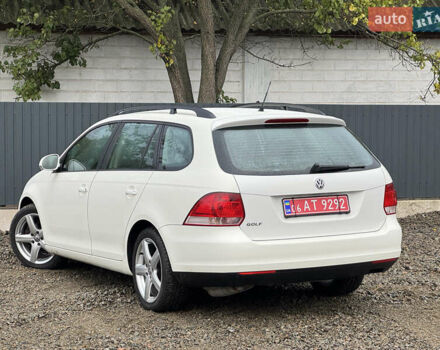 Белый Фольксваген Гольф, объемом двигателя 1.6 л и пробегом 185 тыс. км за 6600 $, фото 12 на Automoto.ua