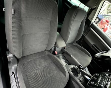 Белый Фольксваген Гольф, объемом двигателя 1.6 л и пробегом 217 тыс. км за 6400 $, фото 6 на Automoto.ua