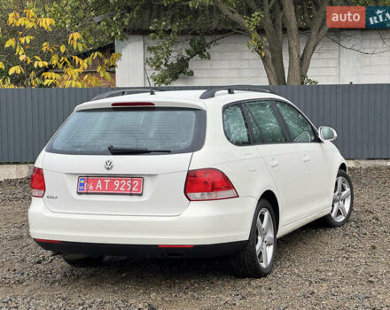 Белый Фольксваген Гольф, объемом двигателя 1.6 л и пробегом 185 тыс. км за 6600 $, фото 7 на Automoto.ua