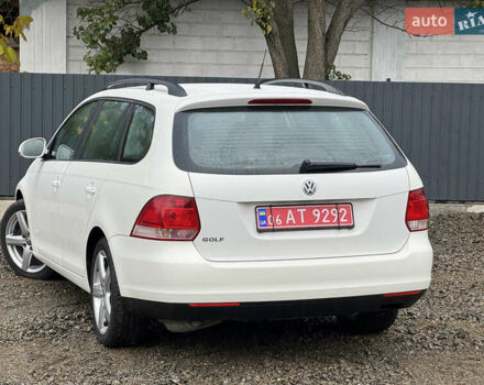 Белый Фольксваген Гольф, объемом двигателя 1.6 л и пробегом 185 тыс. км за 6600 $, фото 11 на Automoto.ua