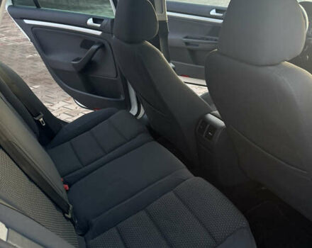 Белый Фольксваген Гольф, объемом двигателя 1.4 л и пробегом 202 тыс. км за 5900 $, фото 23 на Automoto.ua