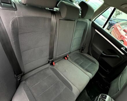 Белый Фольксваген Гольф, объемом двигателя 1.6 л и пробегом 217 тыс. км за 6400 $, фото 5 на Automoto.ua