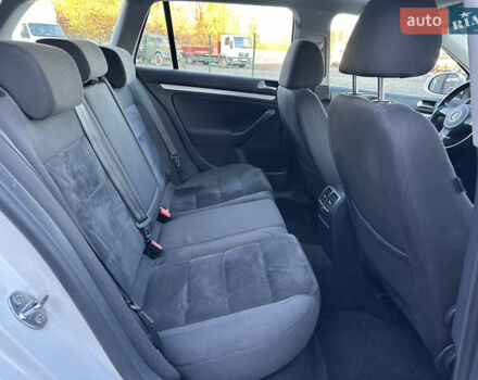 Белый Фольксваген Гольф, объемом двигателя 1.4 л и пробегом 187 тыс. км за 7450 $, фото 35 на Automoto.ua