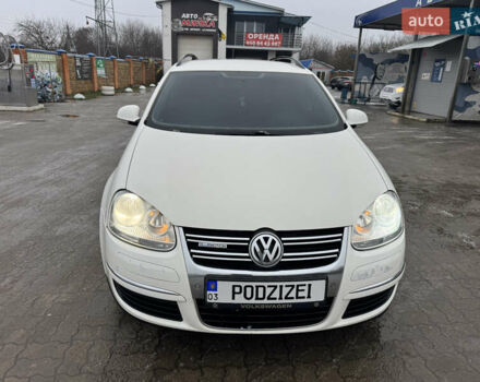 Белый Фольксваген Гольф, объемом двигателя 1.9 л и пробегом 315 тыс. км за 6050 $, фото 1 на Automoto.ua