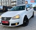 Белый Фольксваген Гольф, объемом двигателя 1.6 л и пробегом 172 тыс. км за 6450 $, фото 1 на Automoto.ua