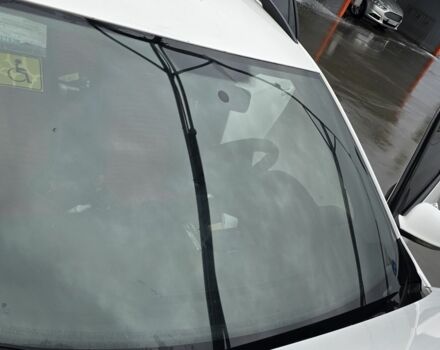 Белый Фольксваген Гольф, объемом двигателя 1.9 л и пробегом 143 тыс. км за 5500 $, фото 5 на Automoto.ua