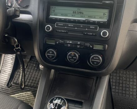 Білий Фольксваген Гольф, об'ємом двигуна 1.9 л та пробігом 207 тис. км за 6900 $, фото 11 на Automoto.ua