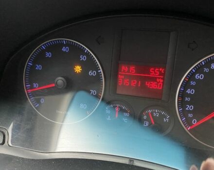 Белый Фольксваген Гольф, объемом двигателя 1.6 л и пробегом 3 тыс. км за 5000 $, фото 5 на Automoto.ua