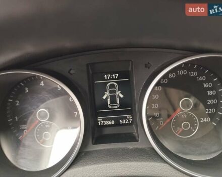 Білий Фольксваген Гольф, об'ємом двигуна 1.6 л та пробігом 174 тис. км за 7699 $, фото 16 на Automoto.ua