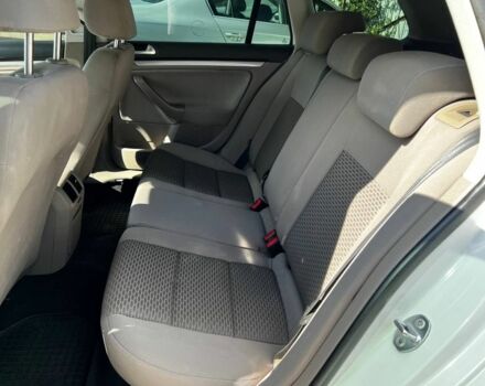 Білий Фольксваген Гольф, об'ємом двигуна 1.6 л та пробігом 225 тис. км за 6999 $, фото 15 на Automoto.ua