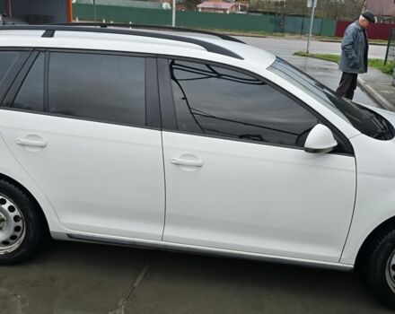 Белый Фольксваген Гольф, объемом двигателя 1.9 л и пробегом 143 тыс. км за 5500 $, фото 2 на Automoto.ua