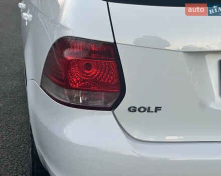 Белый Фольксваген Гольф, объемом двигателя 1.4 л и пробегом 213 тыс. км за 7799 $, фото 26 на Automoto.ua