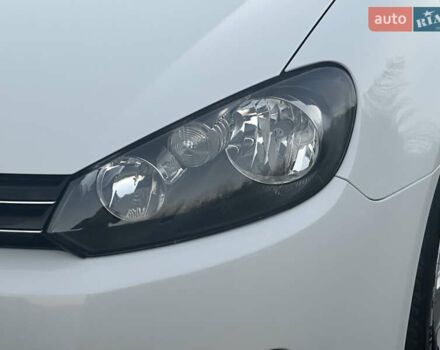 Белый Фольксваген Гольф, объемом двигателя 1.4 л и пробегом 213 тыс. км за 7799 $, фото 15 на Automoto.ua