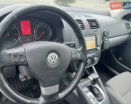 Белый Фольксваген Гольф, объемом двигателя 1.97 л и пробегом 352 тыс. км за 7590 $, фото 24 на Automoto.ua