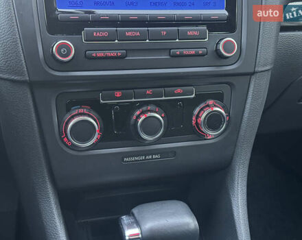 Белый Фольксваген Гольф, объемом двигателя 1.4 л и пробегом 213 тыс. км за 7799 $, фото 49 на Automoto.ua