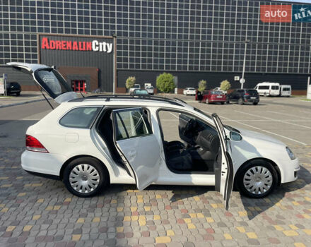 Белый Фольксваген Гольф, объемом двигателя 1.4 л и пробегом 199 тыс. км за 6500 $, фото 20 на Automoto.ua