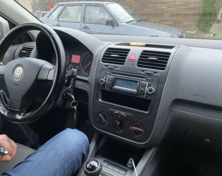 Белый Фольксваген Гольф, объемом двигателя 1.6 л и пробегом 3 тыс. км за 5000 $, фото 6 на Automoto.ua