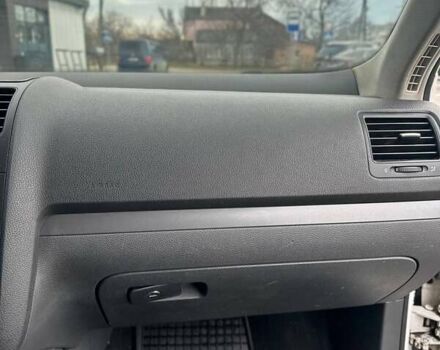 Белый Фольксваген Гольф, объемом двигателя 1.9 л и пробегом 143 тыс. км за 6050 $, фото 31 на Automoto.ua